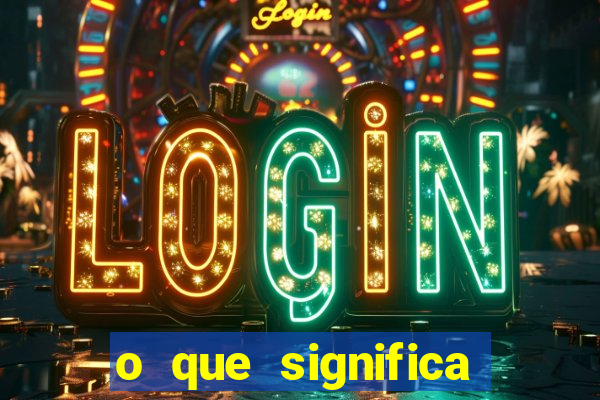 o que significa sonhar dobrando roupas